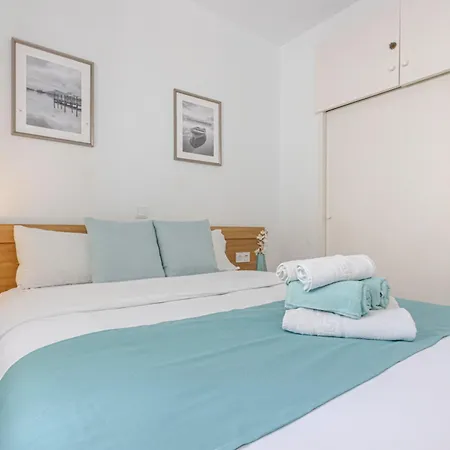 Apartment New Wonderful Holidays Benalbeach