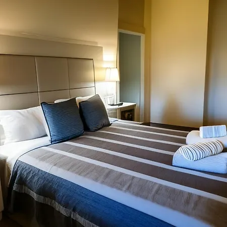 New Wonderful Holidays Benalbeach Apartment *